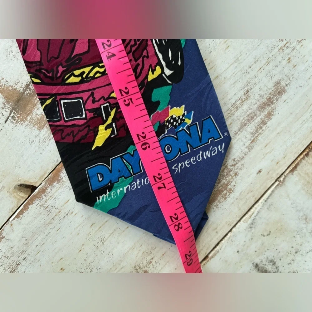 WIN LOSE or TIE Daytona International Speedway NASCAR Florida retro 80s neck tie